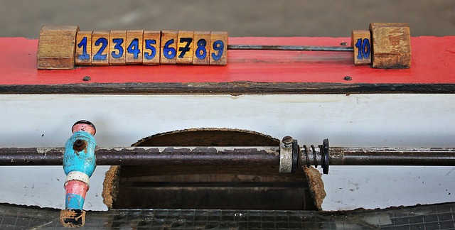 借其出色的 借其出色的